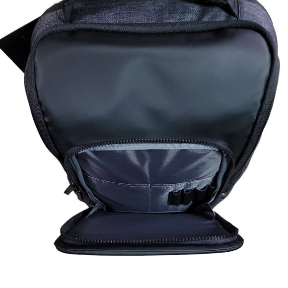 Lenovo Legion 15.6 Recon Gaming Backpack - Picture 8 of 15